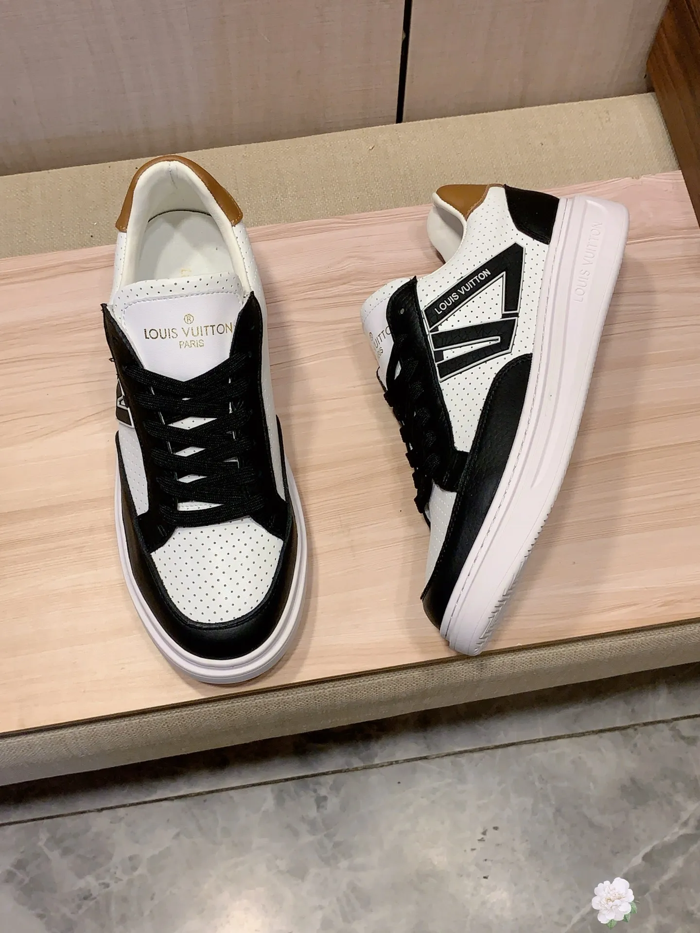 Men's Men's Shoes 💰420💰💰🎩🎩[Lightning][Lightning] "Lv*" The latest and most popular casual shoes, top brands [Seduce] Luxury ~ Purchasing Agency, Top ~ Quality. [Strong] The upper is made of imported breathable cowhide with material ➕ breathable sheepskin feet (•) and fine workmanship. Original stylish and stylish soft rubber wear-resistant and non-slip outsole, light and comfortable on the feet, the real thing looks better when taken in real life, 413: code: 38-44, 6️⃣ colors selected